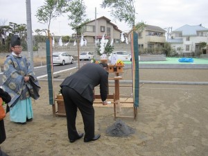 湘南ミッドセンチュリーハウス鍬入れ